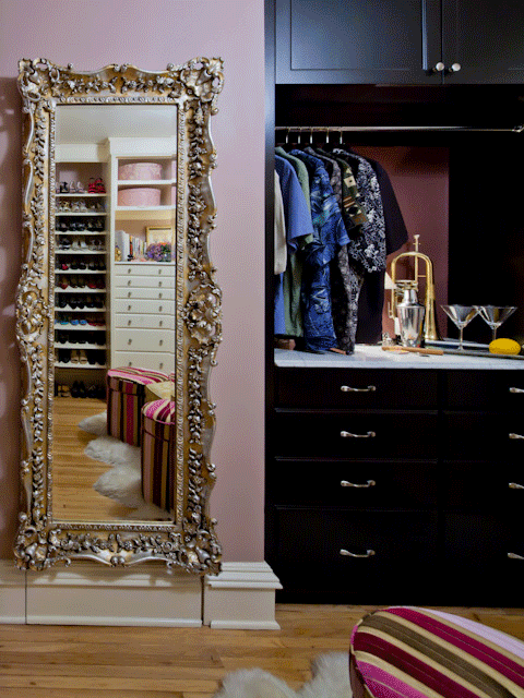 dressing room, magic mirror